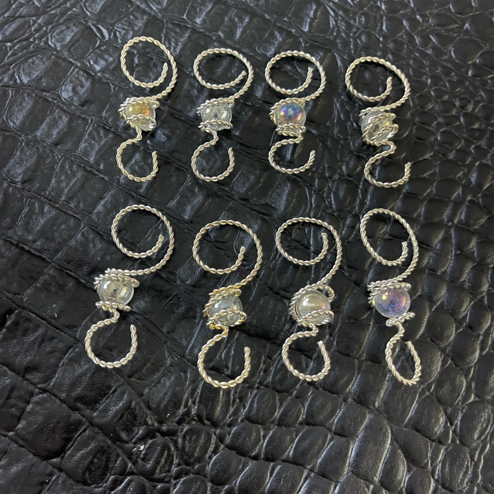 Elegant Silver Twist Ornament hooks
